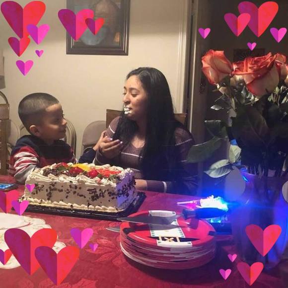 Meet your Posher, Lucia - Picture 1 of 1